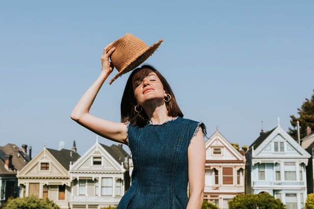 San Francisco : Professional Photoshoot at Painted Ladies - Photo 1 of 4